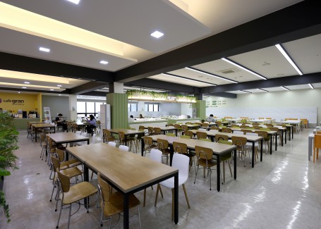 부산외국어대학교 홍보용 이미지 - 학생식당